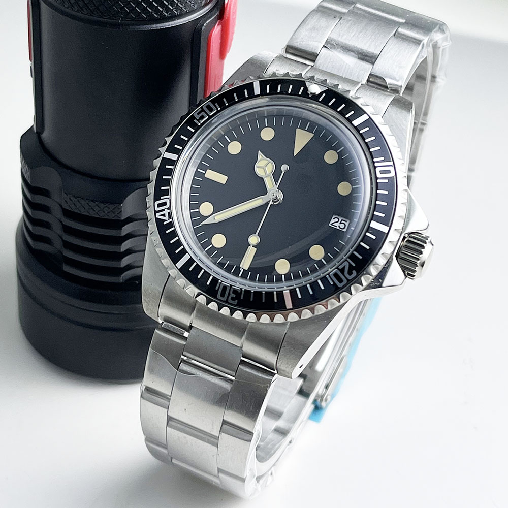 Diver Watch 300M - นาฬิกาข้อมือผู้ชาย ขนาด 39 มม. ตัวเรือนกระจกทรงกลมสไตล์วินเทจ ตัวเรือนสแตนเลส