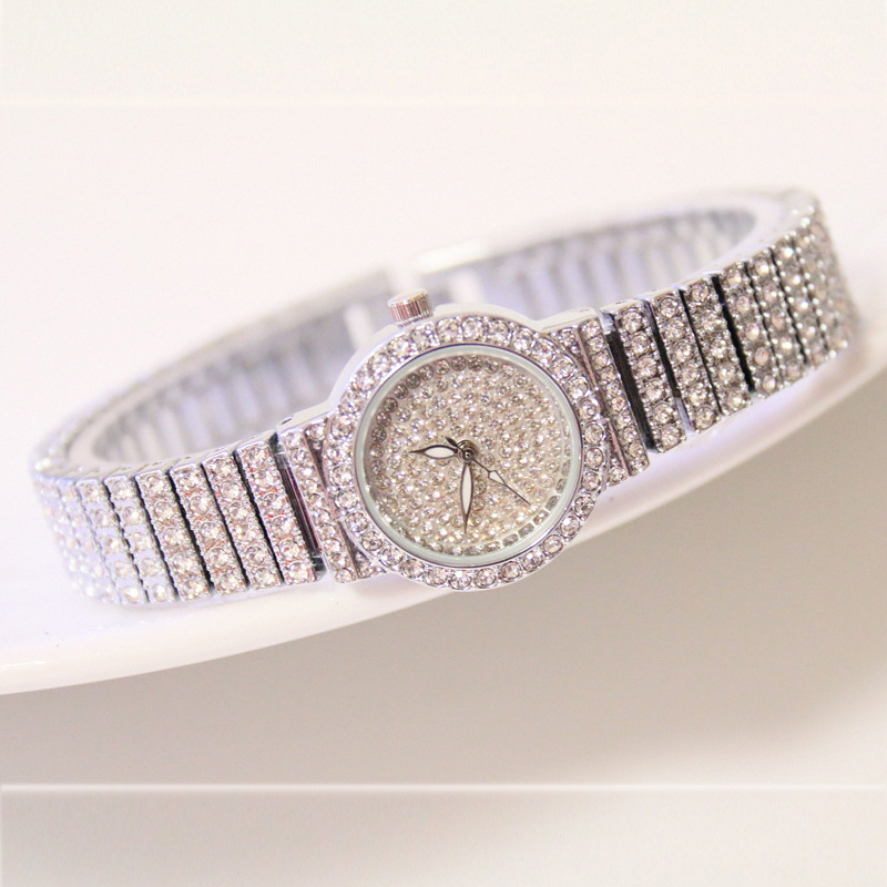 นาฬิกาผู้หญิง แบรนด์หรูชื่อดัง - Luxury Watch Index บทวิจารณ์และราคา