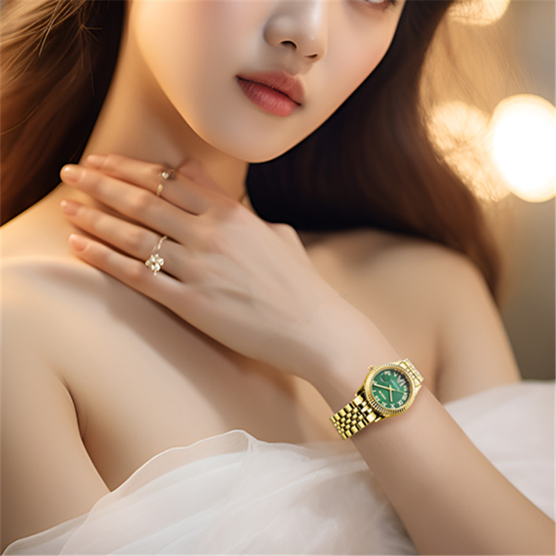 สุภาพสตรีแบรนด์ใหญ่ Golden นาฬ - Luxury Watch Index บทวิจารณ์และราคา