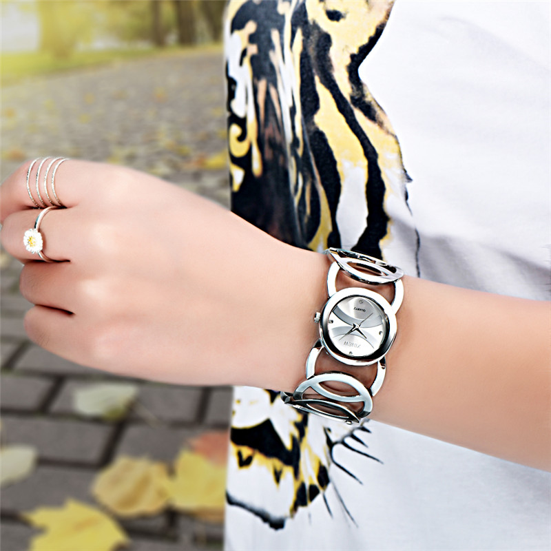 Luxury ยี่ห้อ Lady Gold นาฬิกา - Luxury Watch Index บทวิจารณ์และราคา