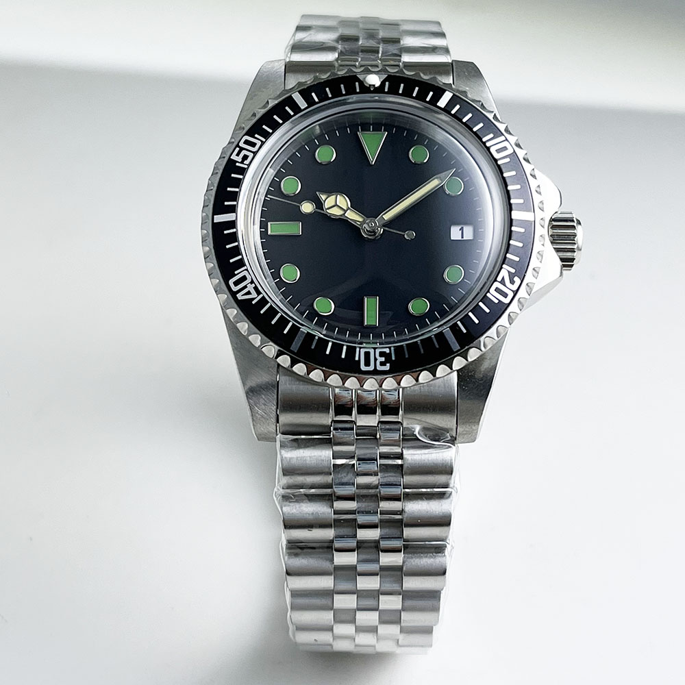 หน้าปัดสีดำ 39 มม. ตัวเรือนเหล - Diver Watch 300M บทวิจารณ์และราคา