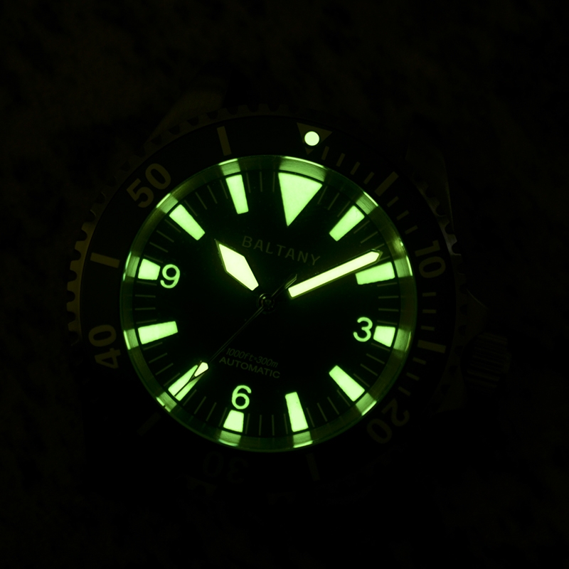 บัลตาเนย์ เมนส์ ออโตเมติกนาฬิก - Diver Watch 300M บทวิจารณ์และราคา