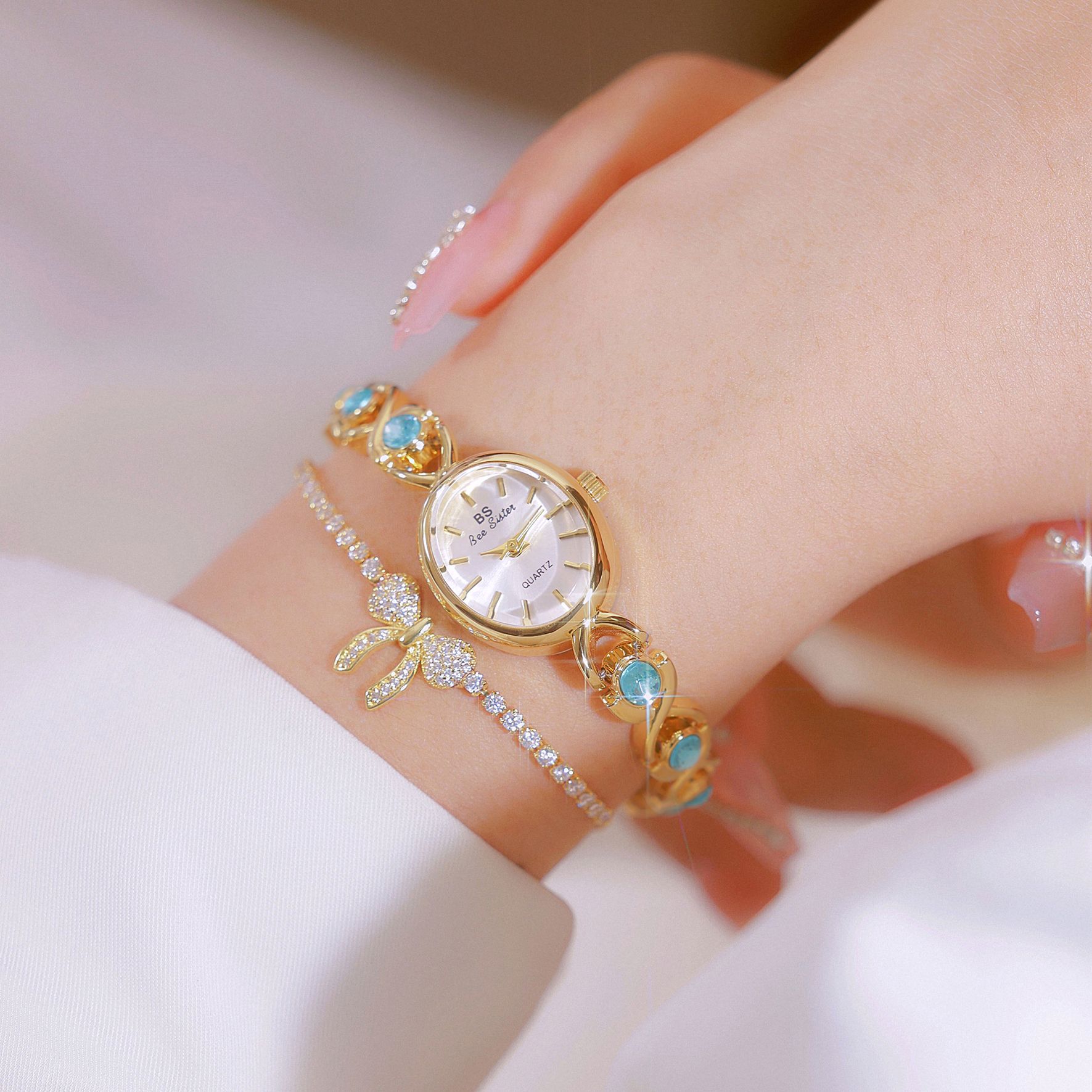 นาฬิกาข้อมือผู้หญิง แบรนด์หรูห - Luxury Watch Index บทวิจารณ์และราคา