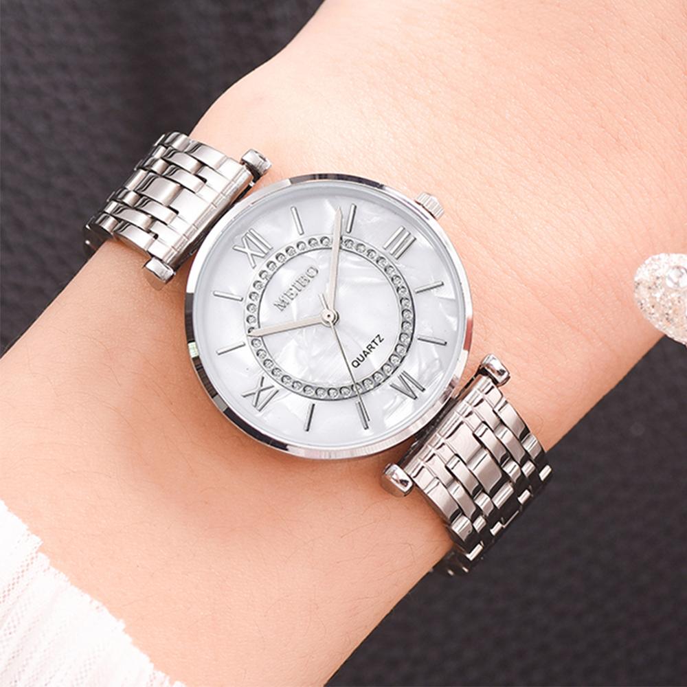 คริสตัลหรูหราสร้อยข้อมือผู้หญิ - Luxury Watch Index บทวิจารณ์และราคา