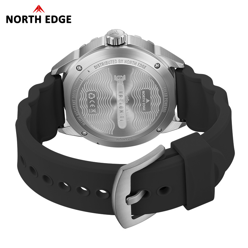 นาฬิกาข้อมือสำหรับดำน้ำผู้ชาย  - Diver Watch 300M บทวิจารณ์และราคา
